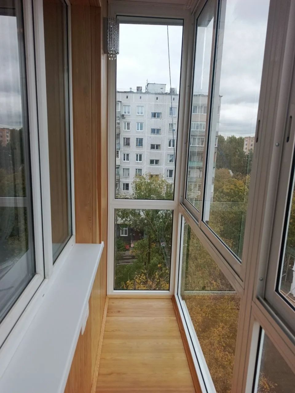 Панорамное остекление балкона